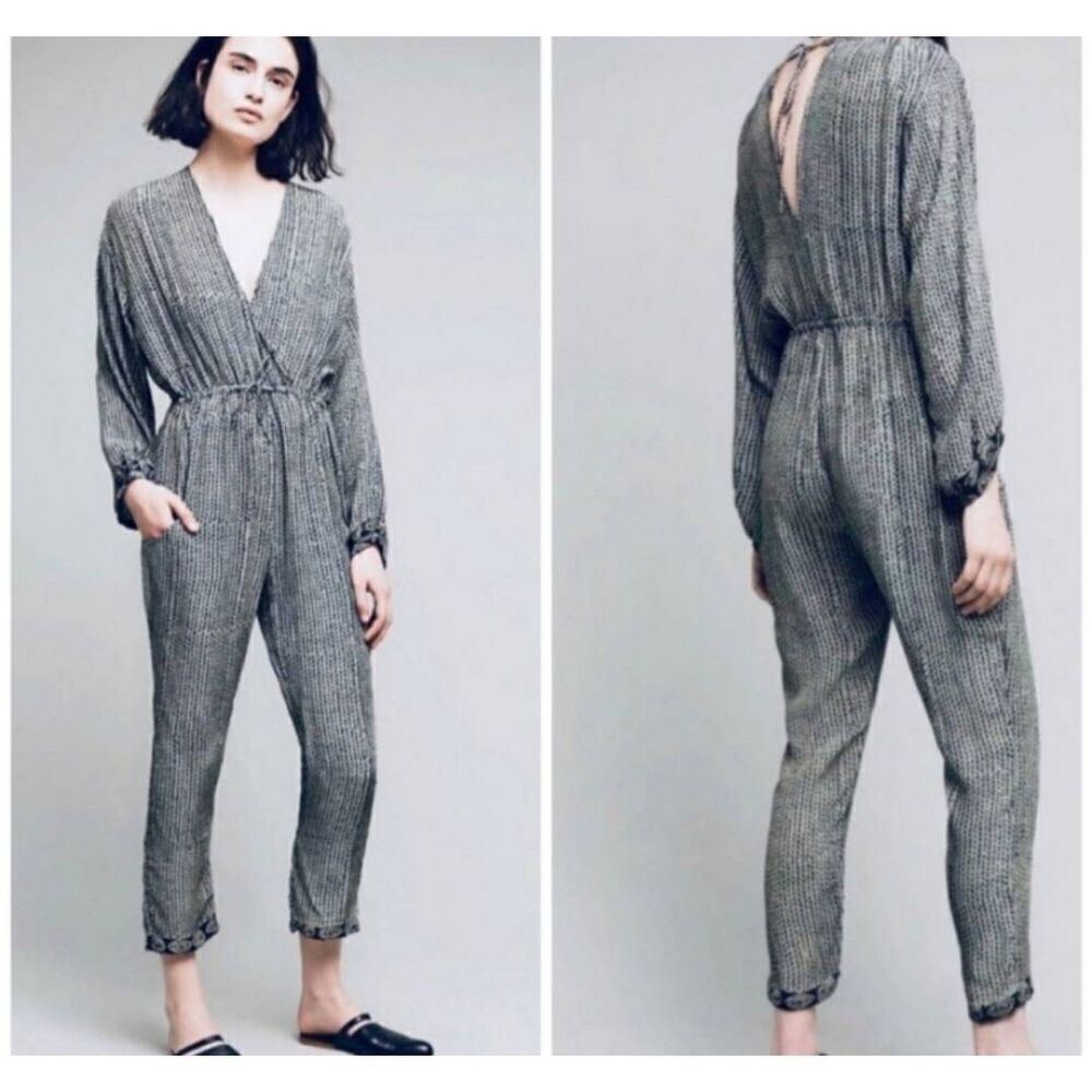 NAT by Natalie Martin claudette printed plunging v-neck jumpsuit sz XS